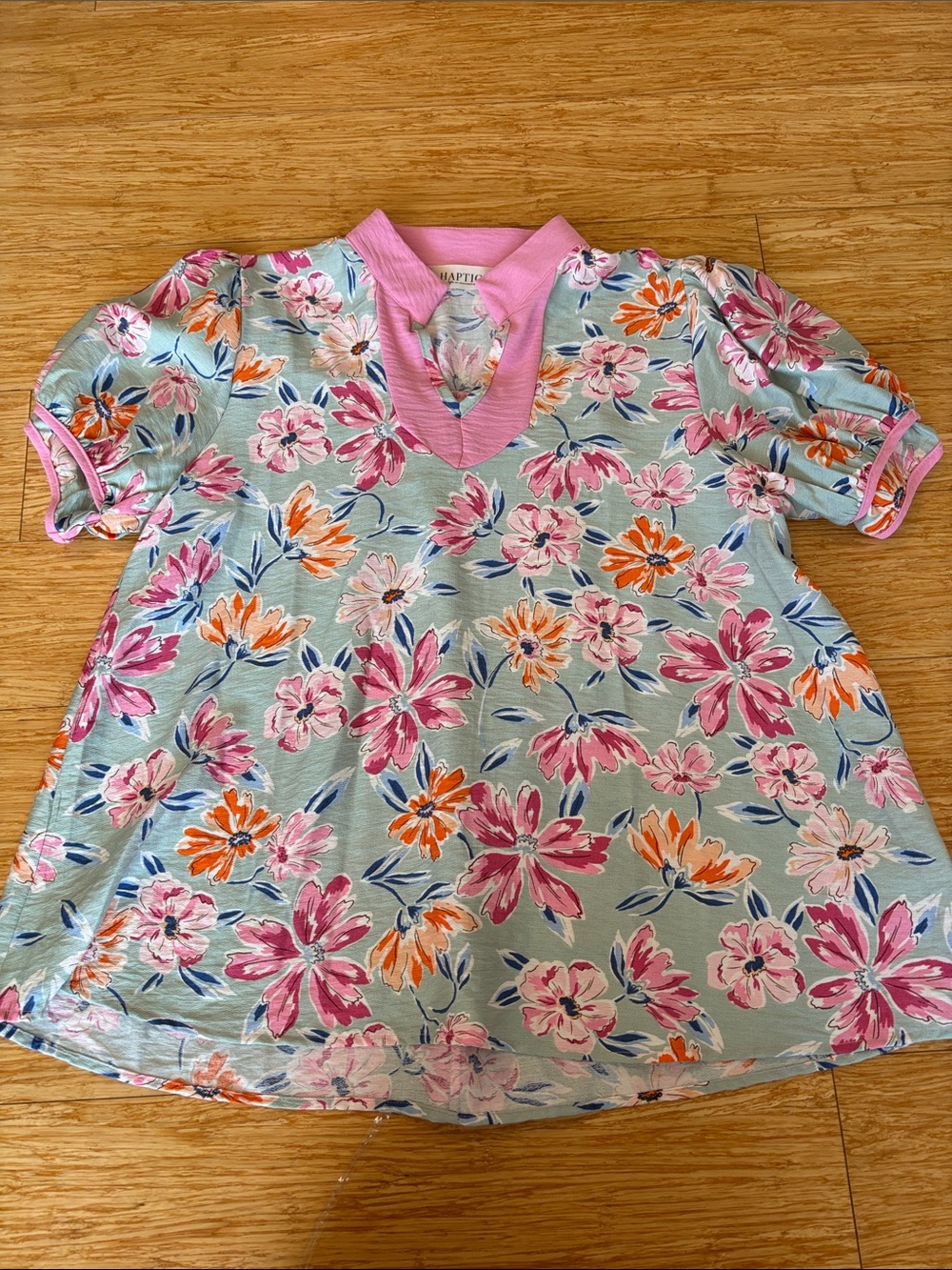 Haptics Blue Pink Floral Collared Puff Short Sleeve Blouse Medium preppy comfy